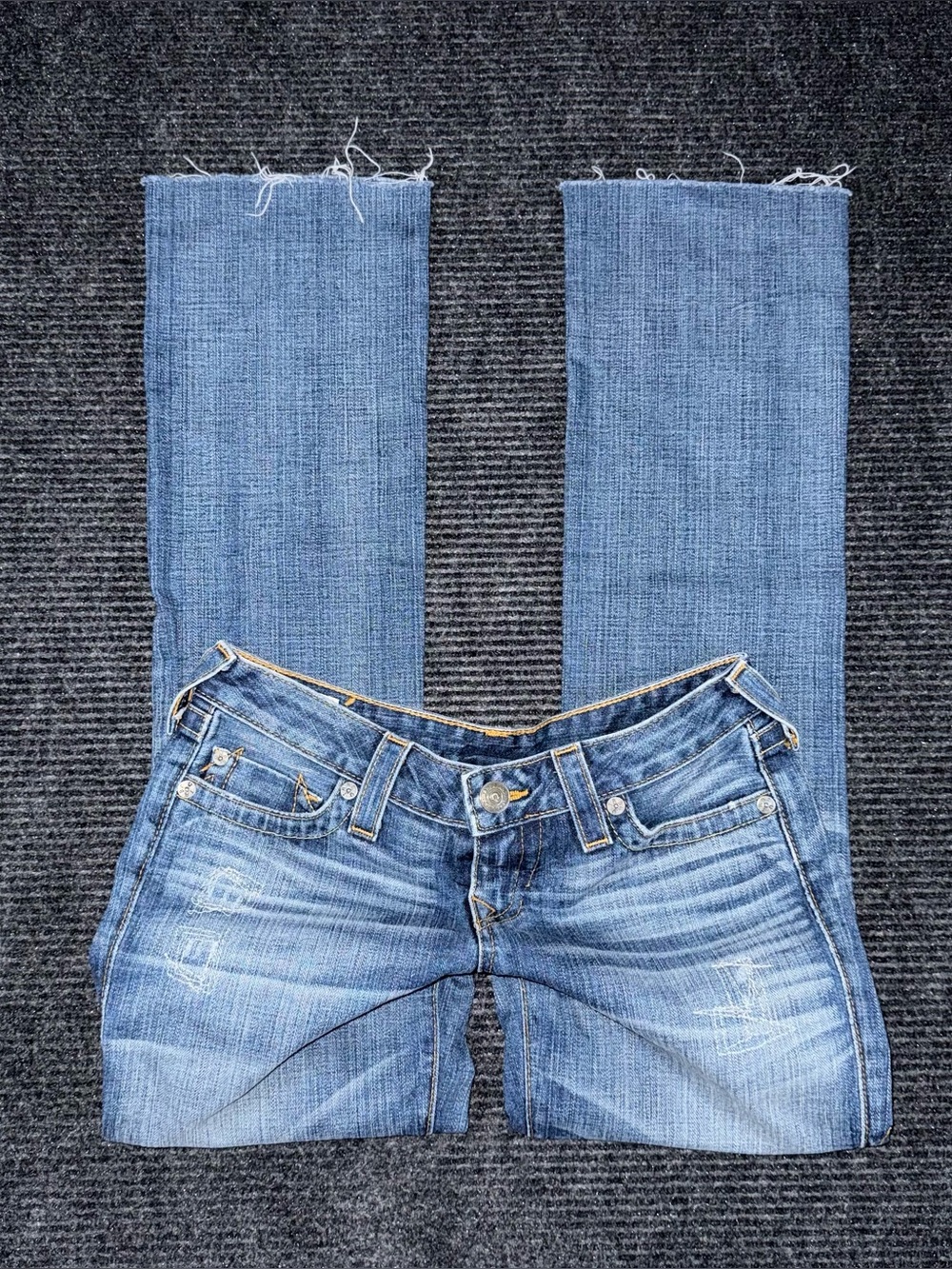 Vintage True Religion Low Rise Bootcut Jeans Sz 28 x 31.5 Raw Hem USA Made Y2K
